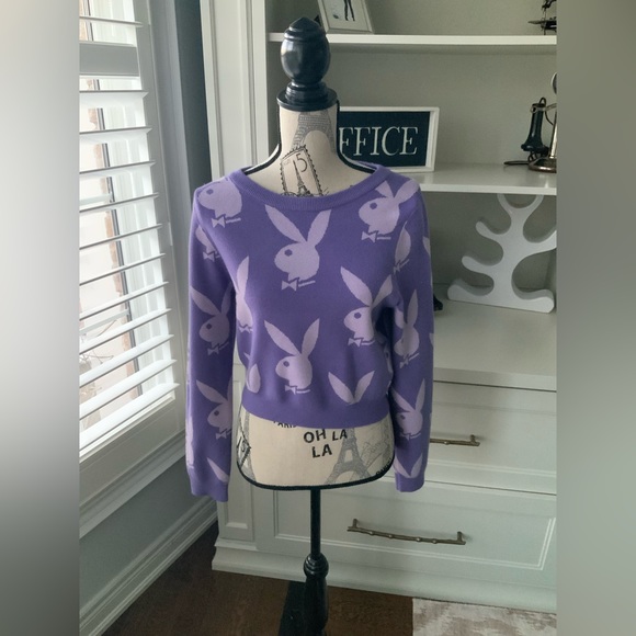 PLAYBOY Purple Knit Graphic Sweater Women’s Size Small - Picture 3 of 12